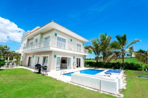 Luxury Private Villas with Pool, Private Beach, BBQ